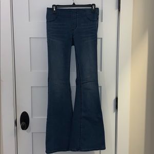 Free people flare jeans! Size 26
